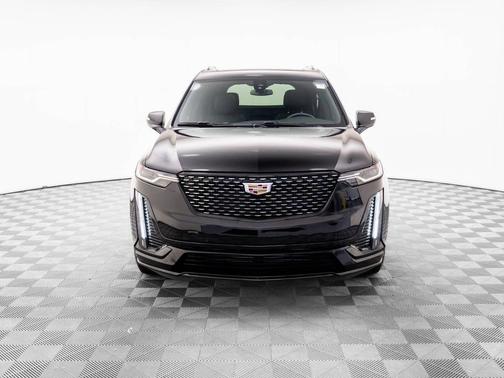 2025 Cadillac XT6 Luxury AWD