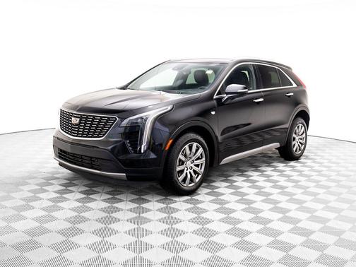 2022 Cadillac XT4 Premium Luxury