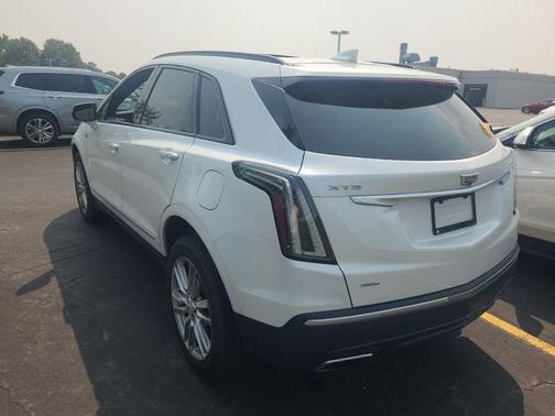 2022 Cadillac XT5 Sport