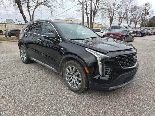 2023 Cadillac XT4 Premium Luxury
