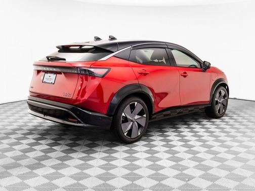 Passion Red Tricoat/Black Diamond Pearl 2023 Nissan ARIYA PLATINUM+