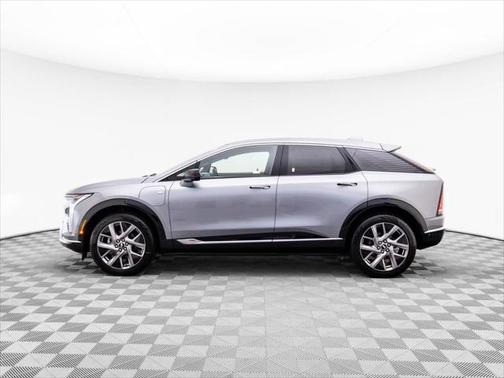 2025 Cadillac OPTIQ Luxury