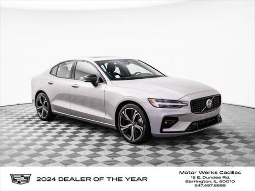 2024 Volvo S60 B5 Core Dark Theme