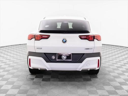 2024 BMW X2 xDrive28i