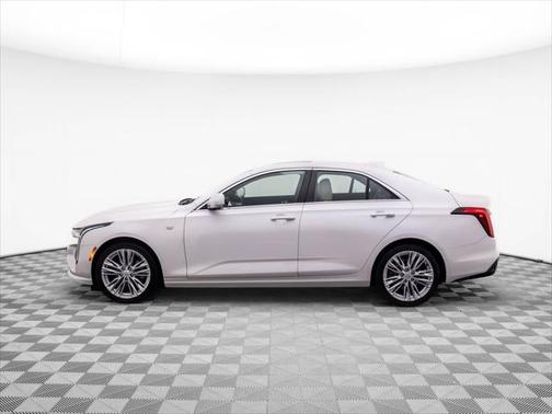 2022 Cadillac CT4 Premium Luxury