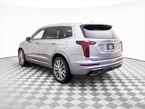 2025 Cadillac XT6 Premium Luxury AWD
