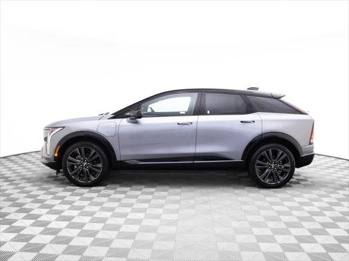 2025 Cadillac OPTIQ Sport 2 AWD