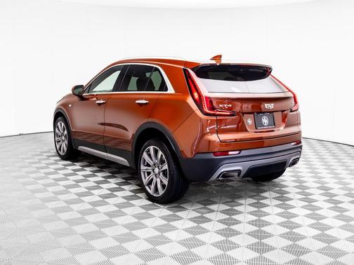 2020 Cadillac XT4 Premium Luxury