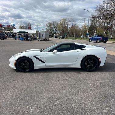 Arctic White 2019 Chevrolet Corvette Stingray