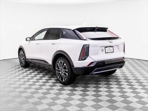 2025 Cadillac OPTIQ Sport