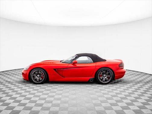 2003 Dodge Viper SRT10