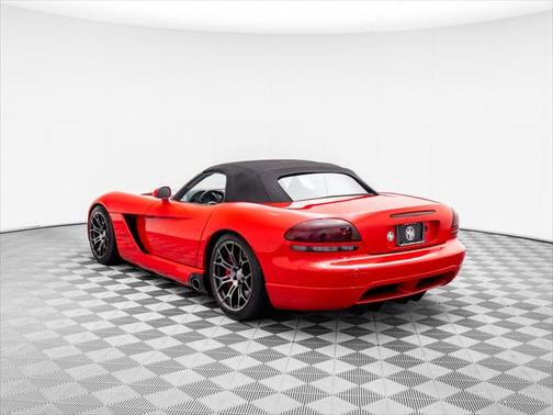 2003 Dodge Viper SRT10