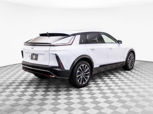 2026 Cadillac LYRIQ Sport