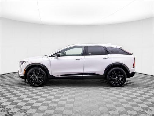 2025 Cadillac OPTIQ Luxury
