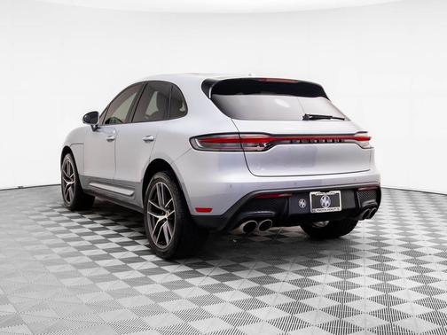 2022 Porsche Macan S