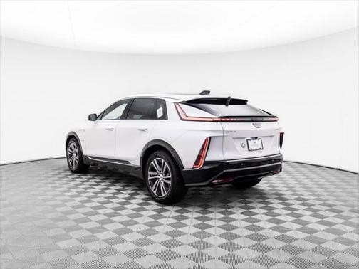 2025 Cadillac LYRIQ Luxury w/1SC