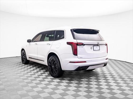 2022 Cadillac XT6 Premium Luxury AWD