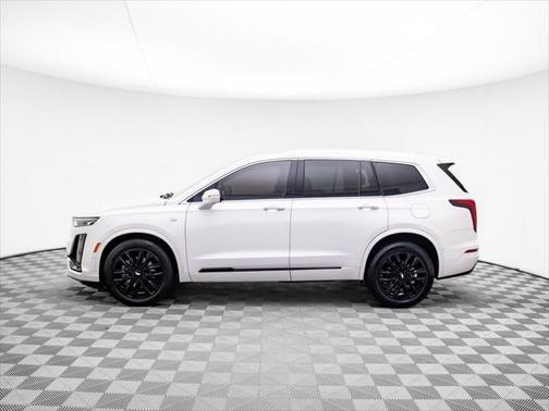 2022 Cadillac XT6 Premium Luxury AWD