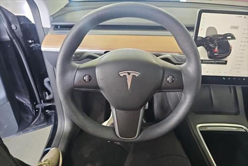 2023 Tesla Model Y Performance Dual Motor All-Wheel Drive
