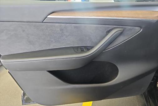 2023 Tesla Model Y Performance Dual Motor All-Wheel Drive
