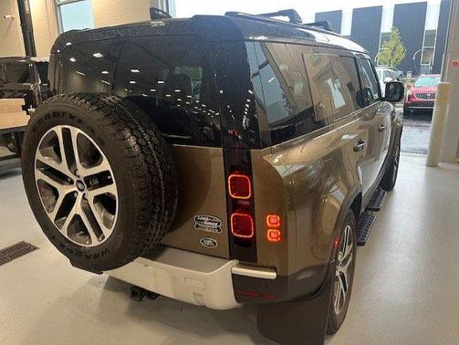 2020 Land Rover Defender 110 HSE