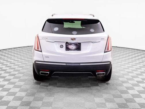 2022 Cadillac XT5 Sport