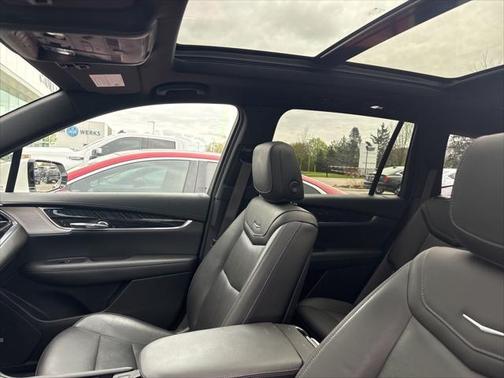 2021 Cadillac XT6 Premium Luxury AWD