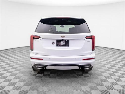 2023 Cadillac XT6 Premium Luxury AWD