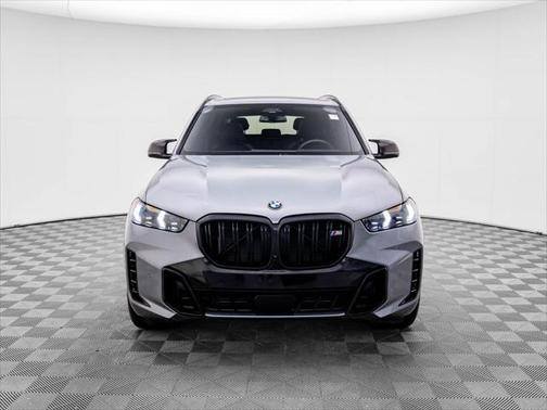 2024 BMW X5 M60i