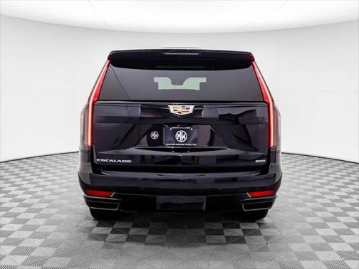 2023 Cadillac Escalade Sport