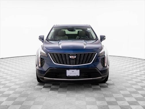 2021 Cadillac XT4 Premium Luxury
