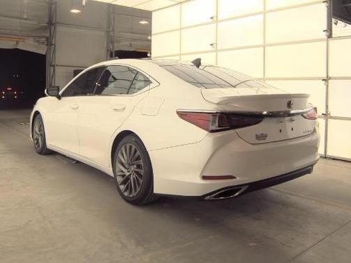 2024 Lexus ES 350 Ultra Luxury