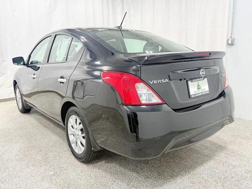 2017 Nissan Versa 1.6 SV