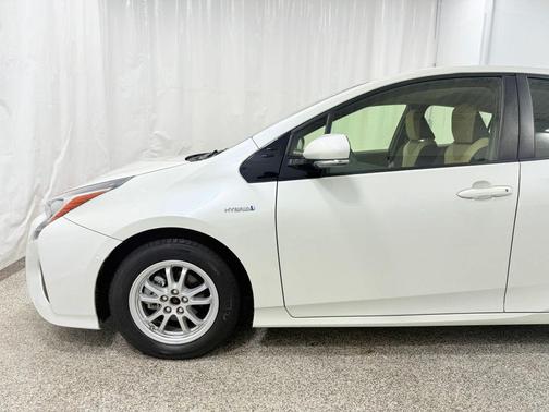 2018 Toyota Prius Two