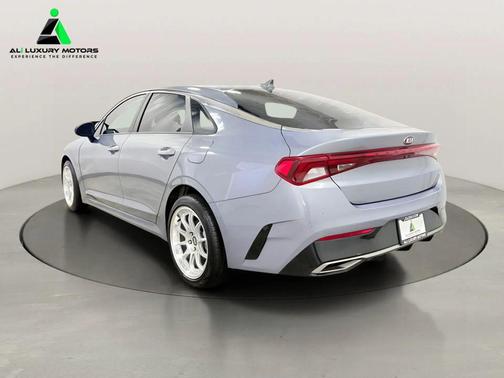 Everlasting Silver 2021 Kia K5 LXS