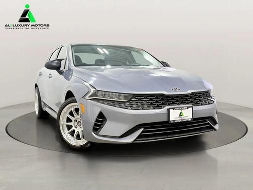 Everlasting Silver 2021 Kia K5 LXS