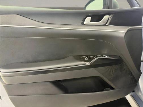 Everlasting Silver 2021 Kia K5 LXS