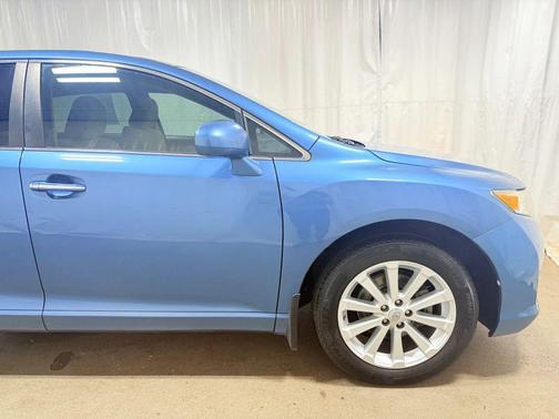 2011 Toyota Venza Base