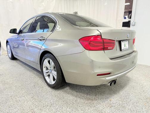 2018 BMW 330 xDrive