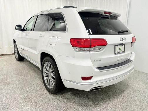 2018 Jeep Grand Cherokee Summit