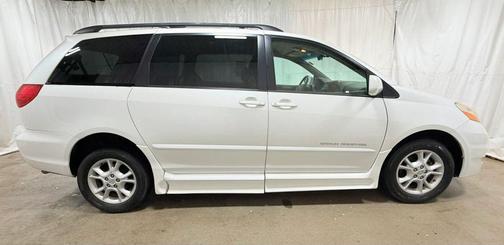 2006 Toyota Sienna XLE