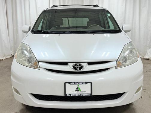 2006 Toyota Sienna XLE