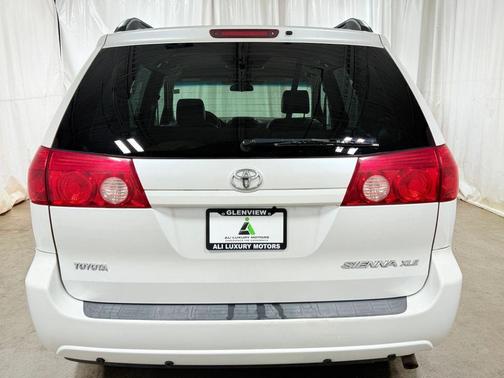 2006 Toyota Sienna XLE