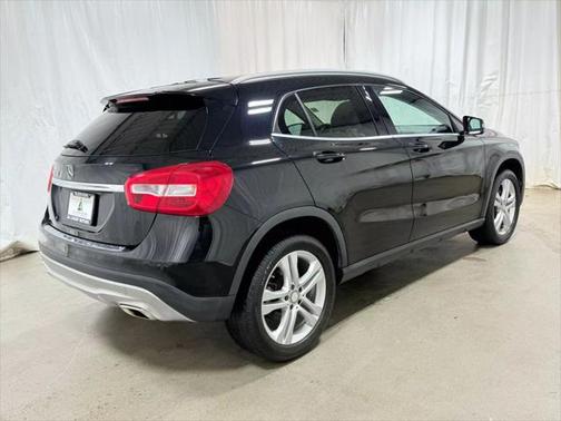 2017 Mercedes-Benz GLA 250 Base