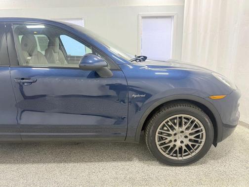 2014 Porsche Cayenne Cayenne S Hybrid