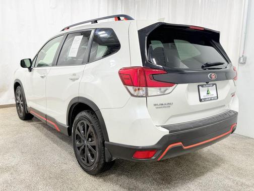 Crystal White Pearl 2020 Subaru Forester Sport