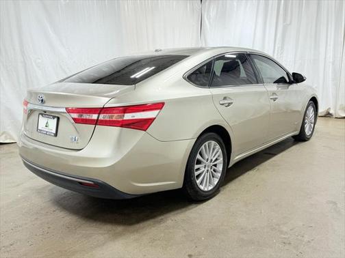 2014 Toyota Avalon Hybrid XLE Premium