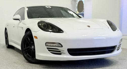 2013 Porsche Panamera 4