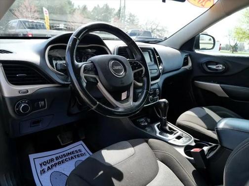 2018 Jeep Cherokee Sport
