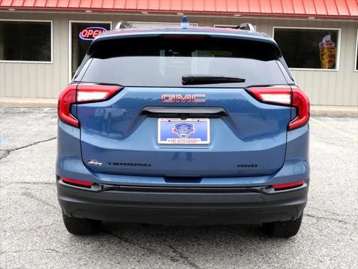2024 GMC Terrain SLE
